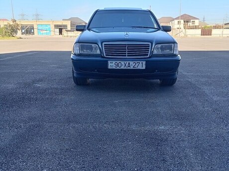 Mercedes C 240