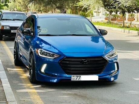 Hyundai Elantra