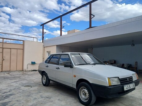 LADA (VAZ) 21099