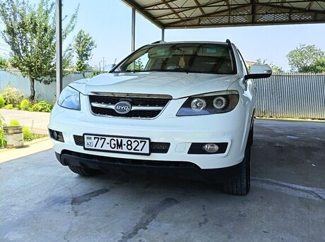 BYD S6