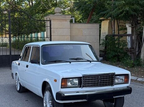 LADA (VAZ) 2107
