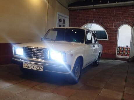 LADA (VAZ) 2107