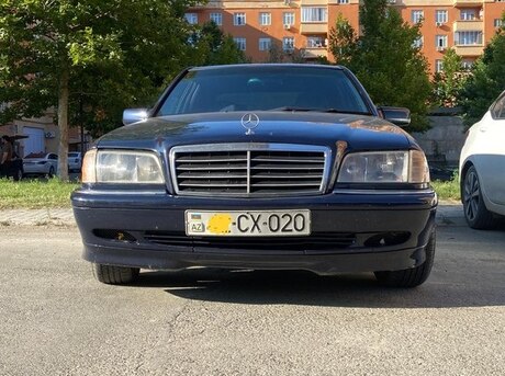Mercedes C 200