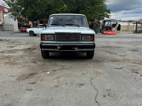 LADA (VAZ) 2107