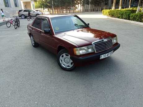 Mercedes 190