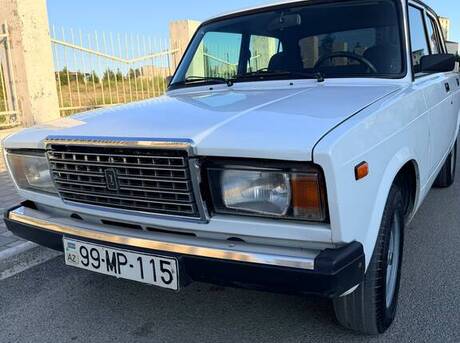 LADA (VAZ) 2107