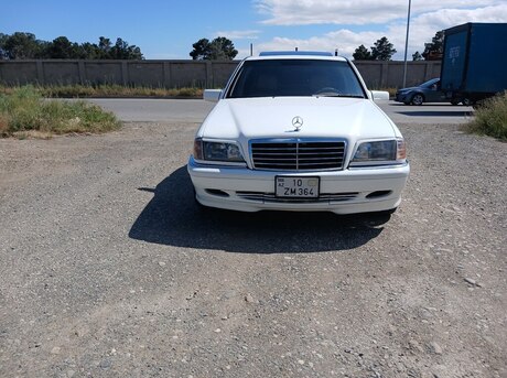 Mercedes C 230