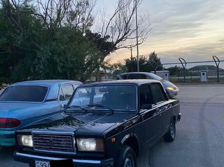 LADA (VAZ) 2107