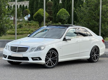 Mercedes E 220