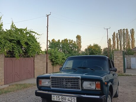 LADA (VAZ) 2107