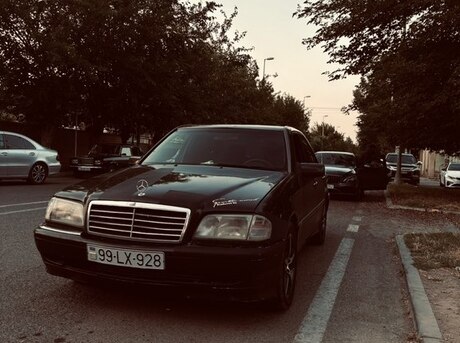 Mercedes C 220