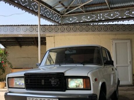 LADA (VAZ) 2107