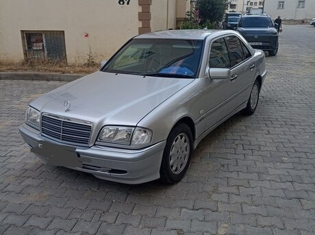 Mercedes C 220