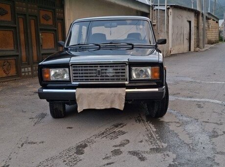 LADA (VAZ) 2107
