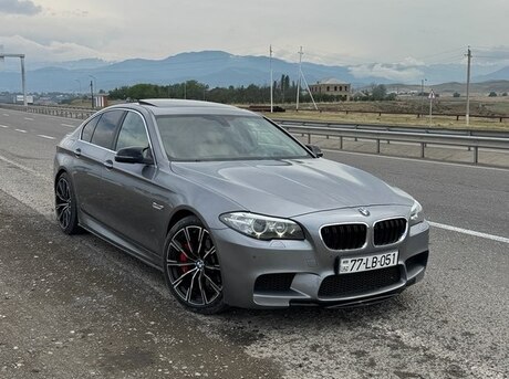 BMW 528
