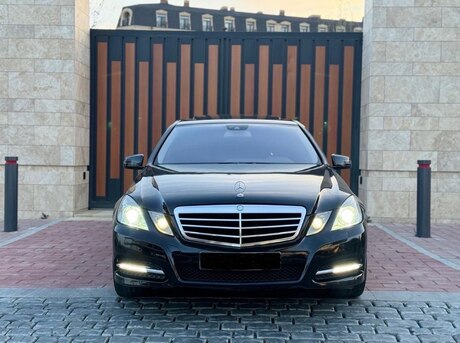 Mercedes E 220