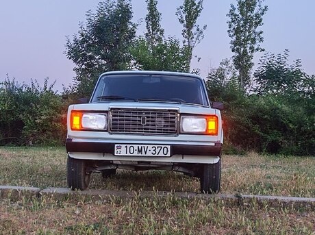 LADA (VAZ) 2107