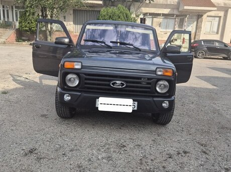 LADA (VAZ) Niva