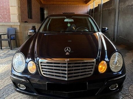 Mercedes E 220