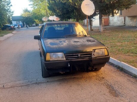 LADA (VAZ) 21099