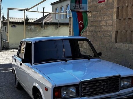 LADA (VAZ) 2107