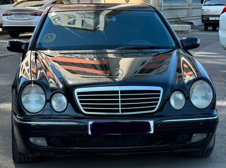 Mercedes E 320