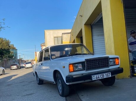 LADA (VAZ) 2107