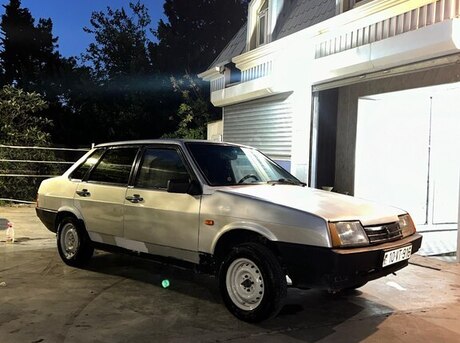 LADA (VAZ) 21099