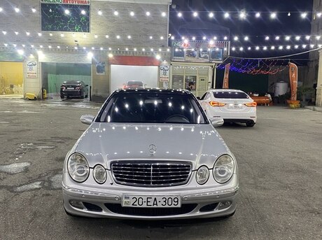 Mercedes E 240