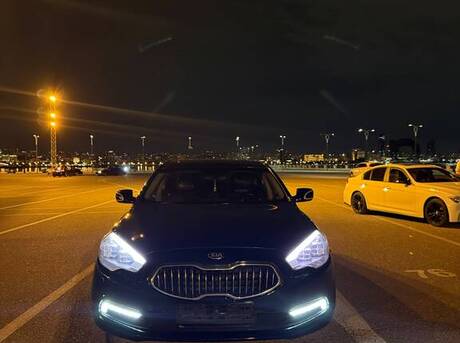 Kia Quoris