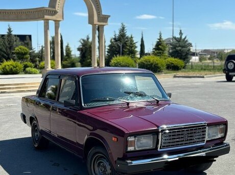 LADA (VAZ) 2107