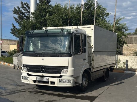 Mercedes Atego 818