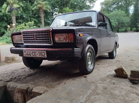 LADA (VAZ) 2107