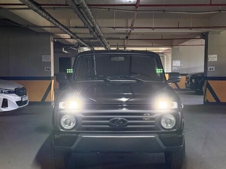 LADA (VAZ) Niva