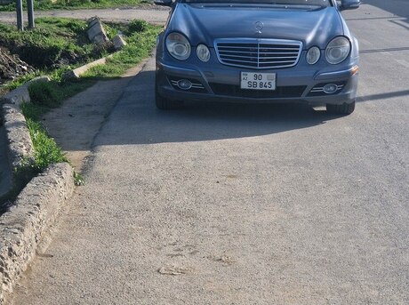 Mercedes E 320