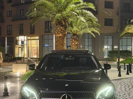 Mercedes E 300