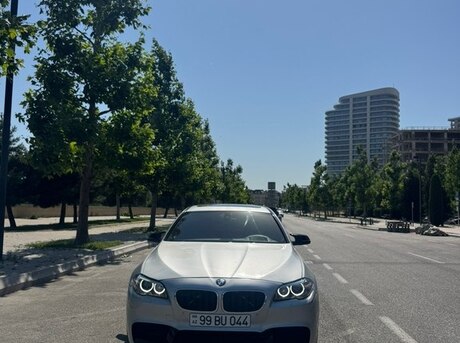 BMW 528