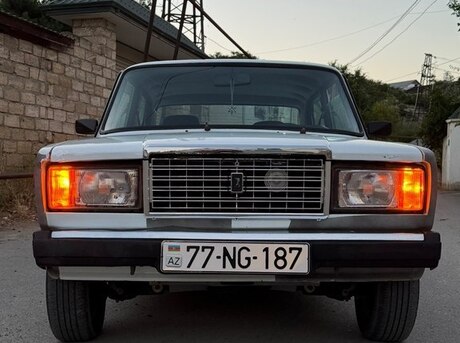 LADA (VAZ) 2107