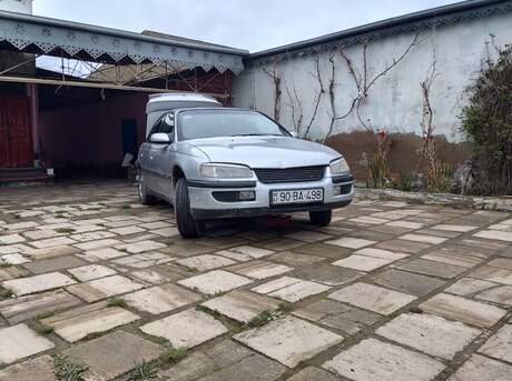 Opel Omega