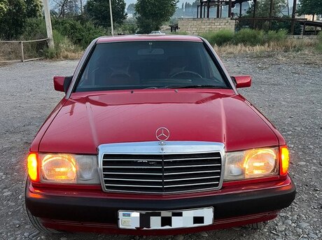 Mercedes 190