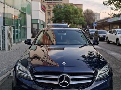 Mercedes C 200