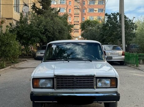 LADA (VAZ) 2107