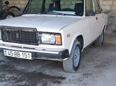 LADA (VAZ) 2107