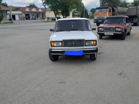 LADA (VAZ) 2107