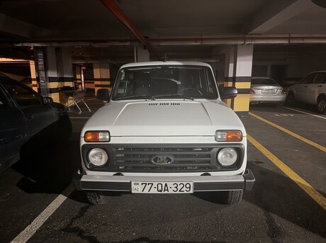 LADA (VAZ) Niva