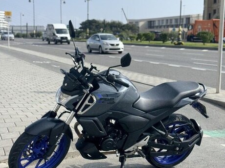 Yamaha FZ-S FI Deluxe