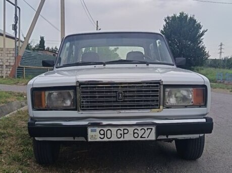 LADA (VAZ) 2107