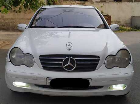 Mercedes C 230