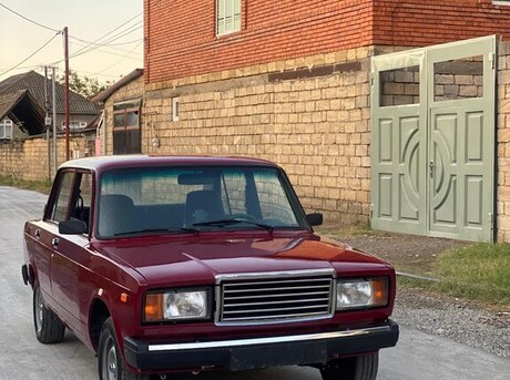 LADA (VAZ) 2107