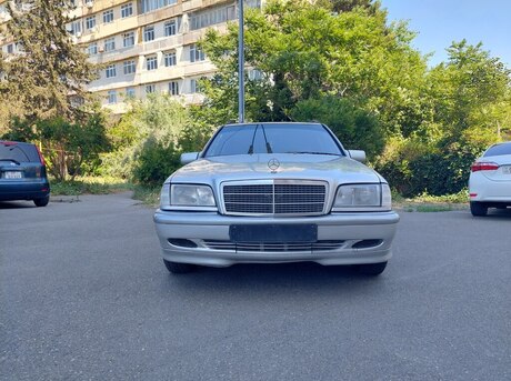 Mercedes C 220